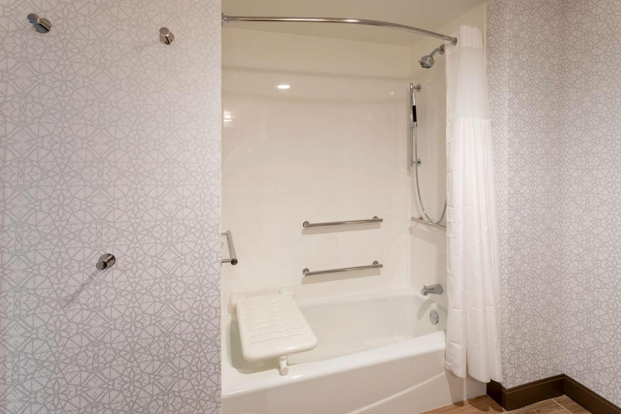Hampton Inn Eden Prairie Minneapolis Екстер'єр фото